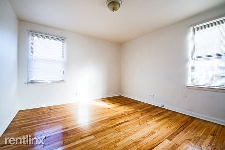 8100 S Marshfield Apartments Chicago Bedroom_01