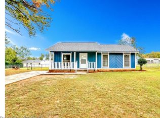 6590 Honeysuckle Dr, Fayetteville, NC 28304