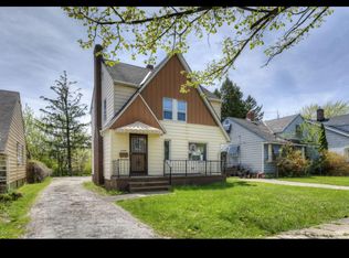 15704 Cloverside Ave, Cleveland, OH