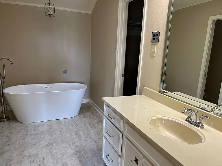 500 S Dresden Ct — Photo 16