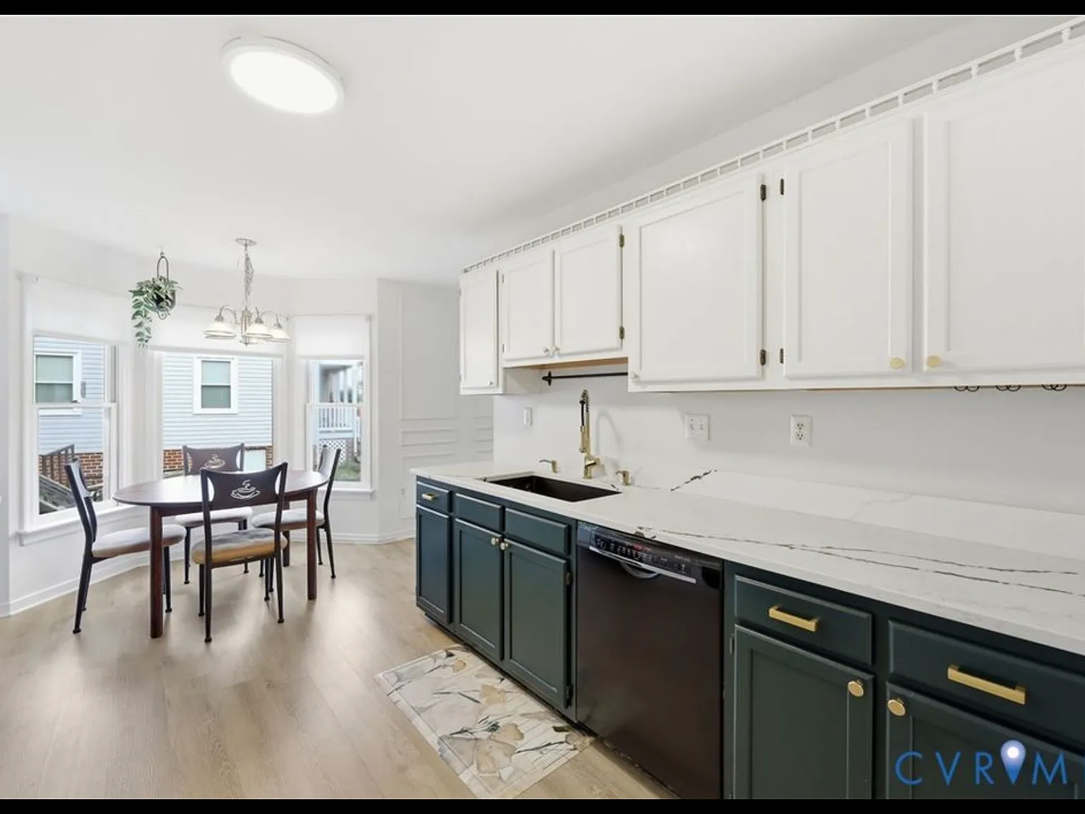 3 bed, 1260 sqft, $2,600 — Photo 4