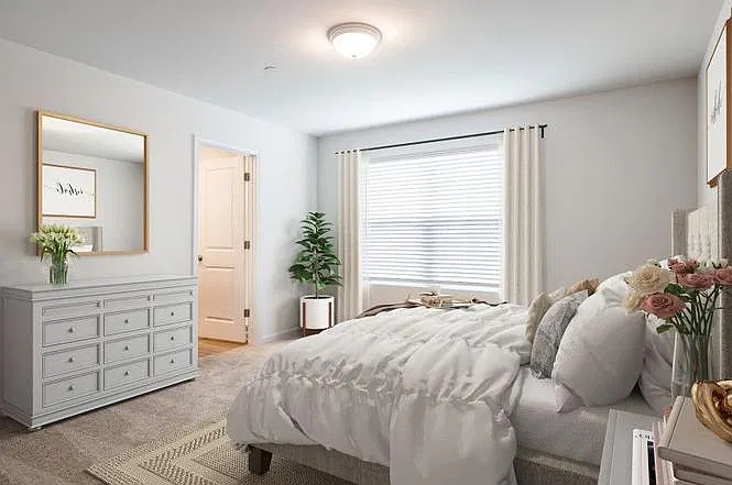 4 bed, 2050 sqft, $2,495 — Photo 4