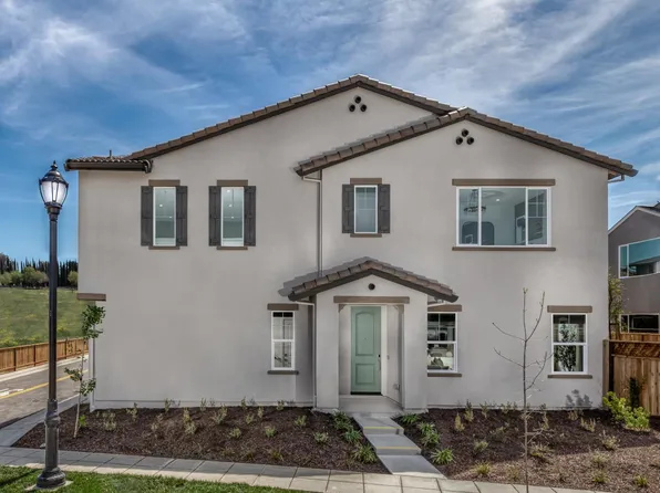 104-106 W San Diego Dr, Tracy, CA 95391
