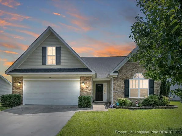 144 Fairfield Cir, Raeford, NC 28376