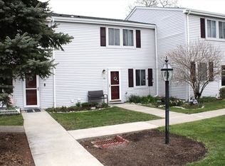168 Hart St APT 70, Taunton, MA 02780