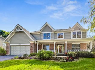 1429 Castleton Rd, Libertyville, IL 60048