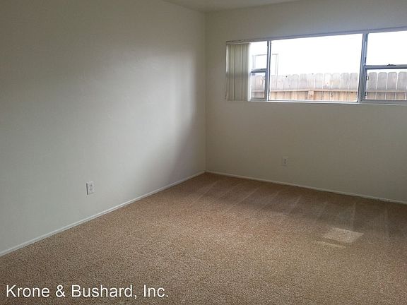 5th image of 4334 Texas St APT 4