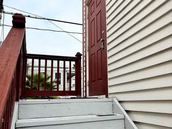 1618 Church St, Galveston, TX 77550