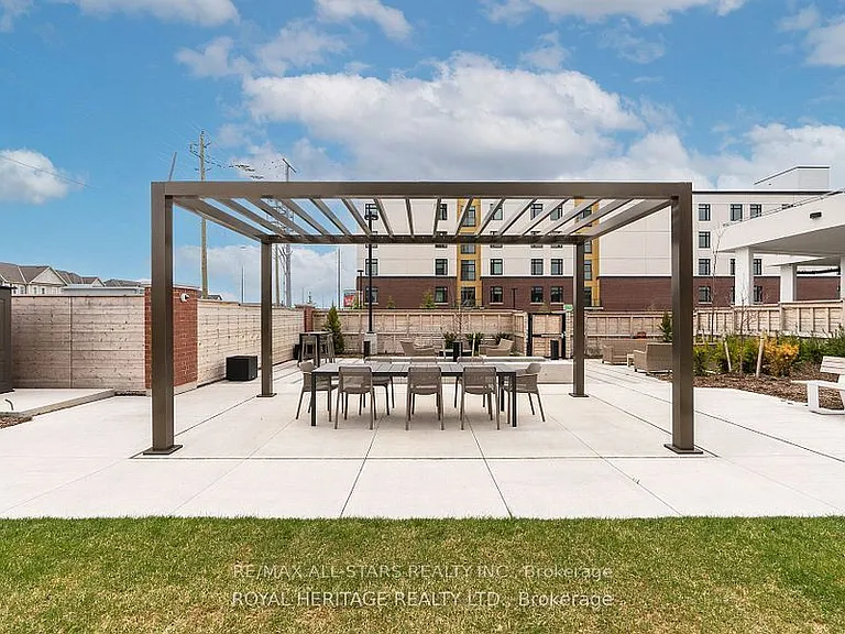 2550 Simcoe St N #214 — Photo 23