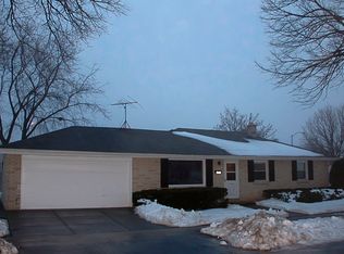 5868 S 18th St, Milwaukee, WI 53221