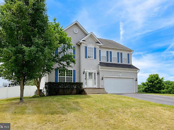 2nd image of 20894 Governors Mill Ct