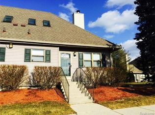 24981 Auburn Ln #1, Southfield, MI 48033