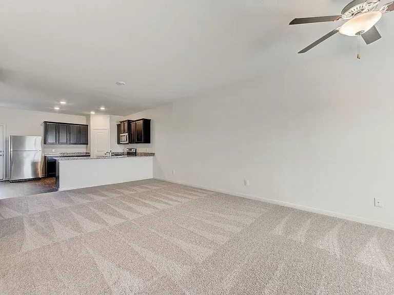 10902 Chatham Ct — Photo 9