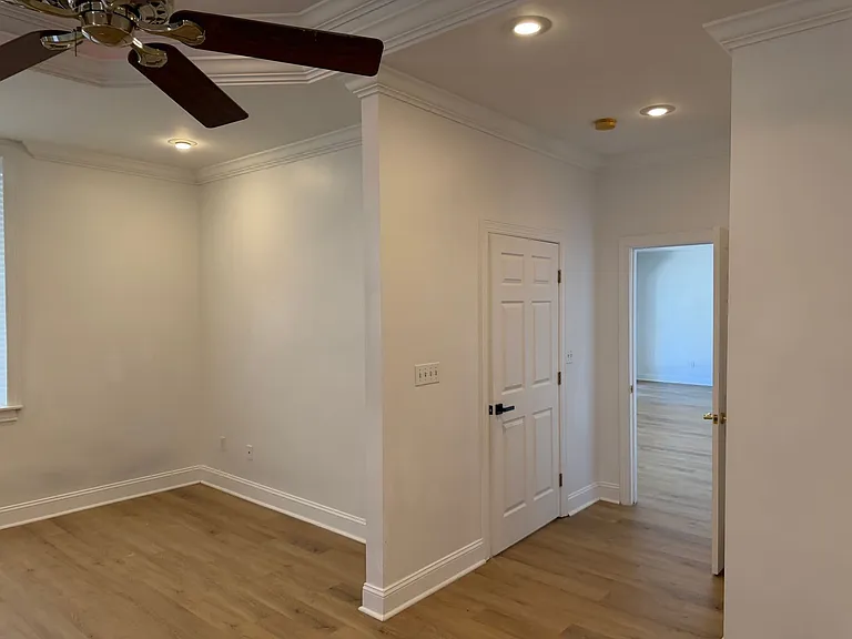 Park Place Apartments — Photo 22