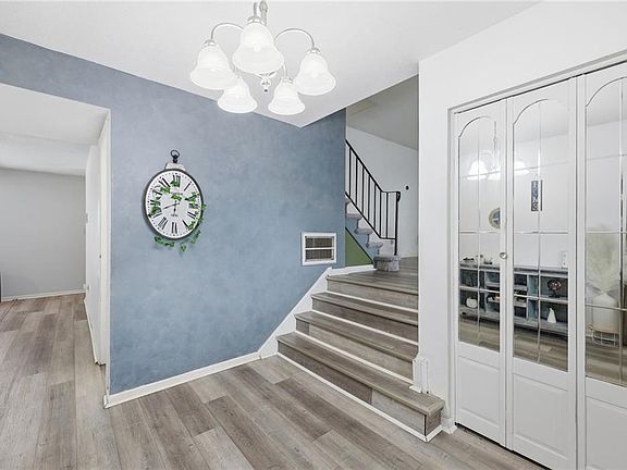 5th image of 6105 Adelphi Cir