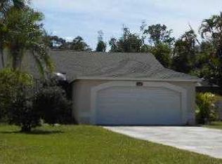 5200 Foxhall Dr S, West Palm Beach, FL 33417