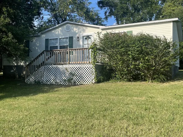 186 Kennys Bend Ln, Carthage, TN 37030