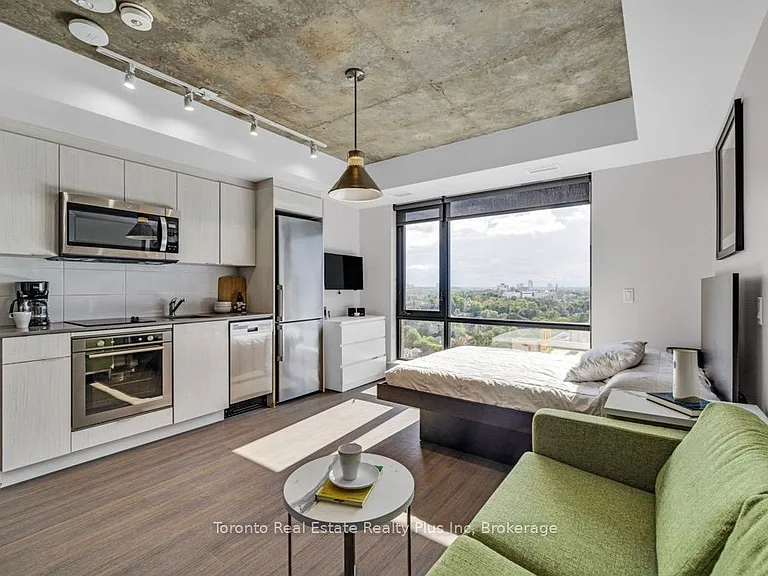 105 Champagne Ave S #1918 — Photo 9