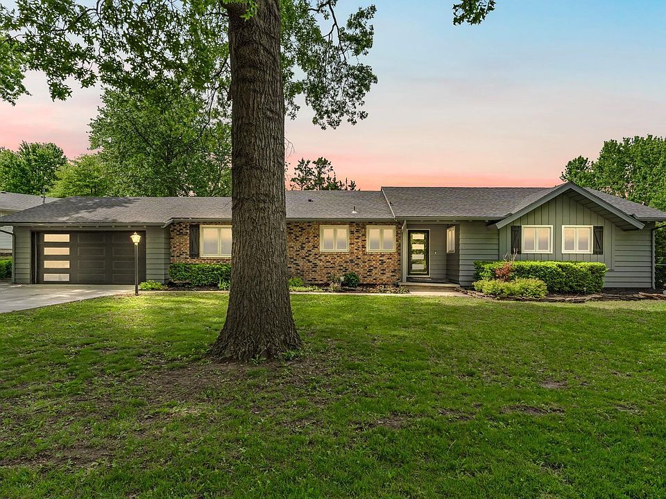 1st image of 4118 SW Woodbury Ct N