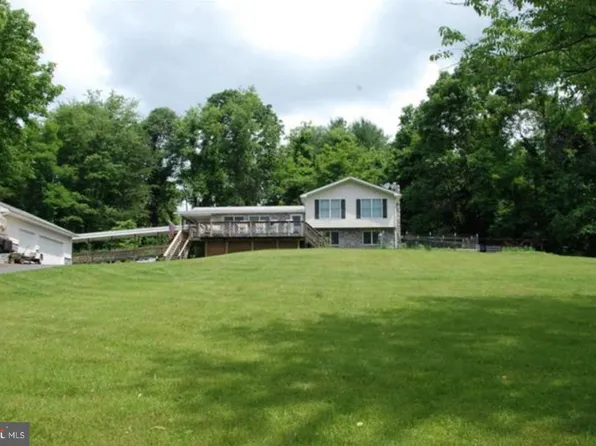 13328 John Marshall Hwy, Linden, VA 22642