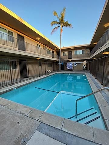 1st image of 3224 Chapman St #9