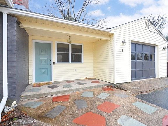 3rd image of 14 Grandview Dr