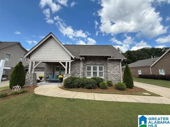 873 Fieldstown Cir, Gardendale, AL 35071