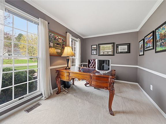 2nd image of 3460 Woodlands Cir