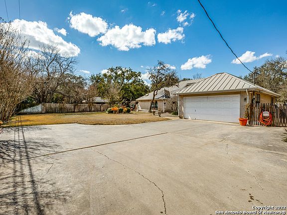 5th image of 98 Longbow Rd