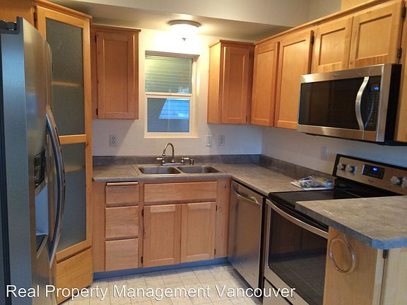 3rd image of 5264 NE 121st Ave APT 289