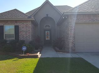 3721 Plantation Ridge Dr, Addis, LA 70710