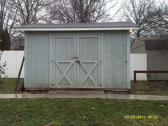 4th image of 241 N Bever St