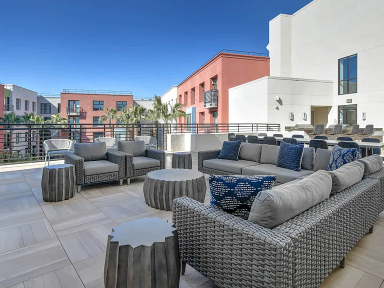 Rooftop Lounge