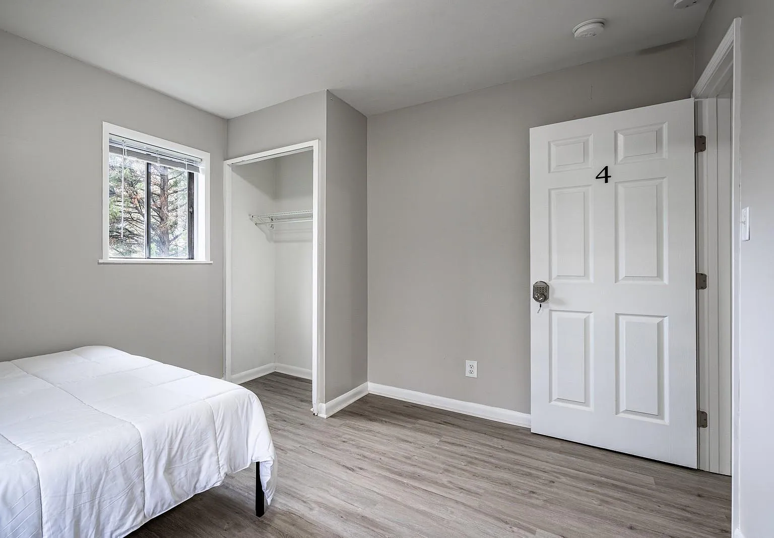 4 bed, 3.0 bath, 1625 sqft, $615 — Photo 2