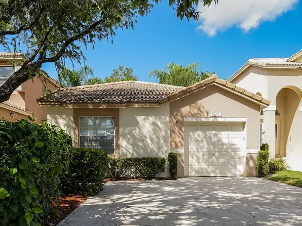 5841 Eagle Cay Ln, Pompano Beach, FL 33073