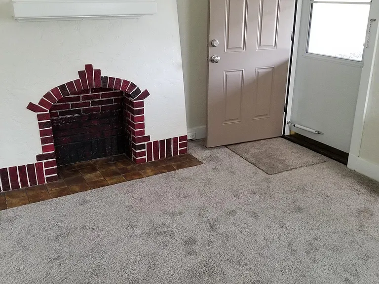 3747 Beechwood Blvd — Photo 8