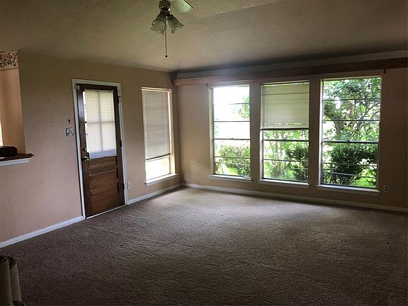 2nd image of 302 Elder Glen Dr