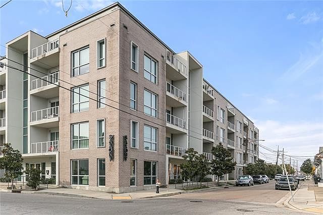 1st image of 900 Bartholomew St #317