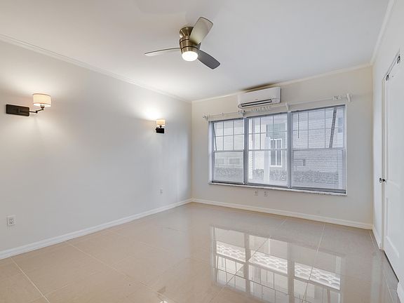 4th image of 445 Brazilian Ave APT 2