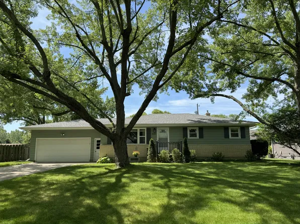 1600 Barbara Ann Dr, Stevensville, MI 49127