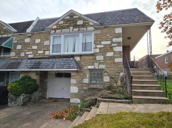 2204 Napfle St, Philadelphia, PA 19152