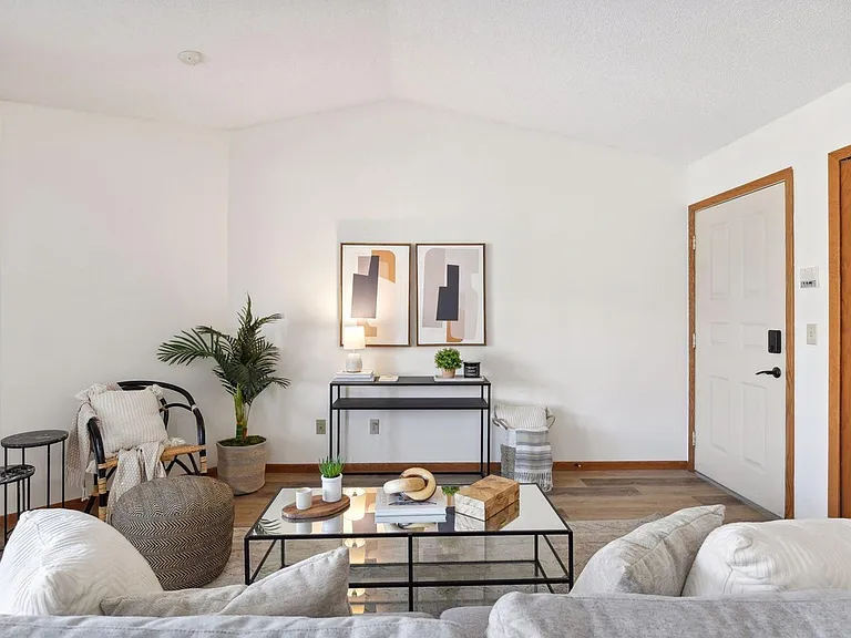3335 Nevada Ave N #3503 — Photo 1