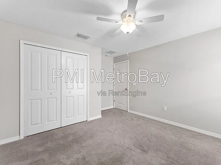 9703 Sage Creek Dr — Photo 39