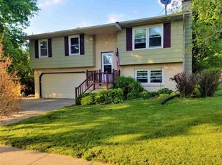 1014 Sandusky Dr, Iowa City, IA 52240