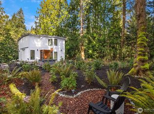 13532 Phelps Rd NE, Bainbridge Island, WA 98110