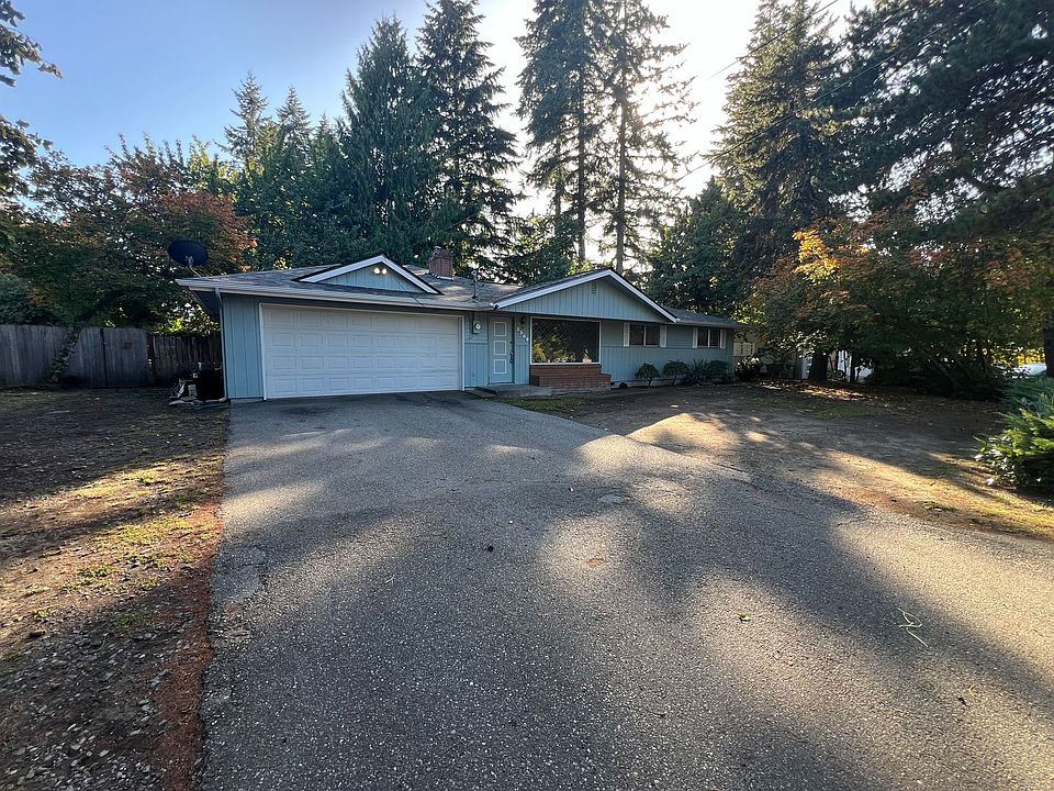 1st image of 3368 SE Ash Ave