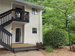 189 Driftwood Ln, Winston Salem, NC 27104
