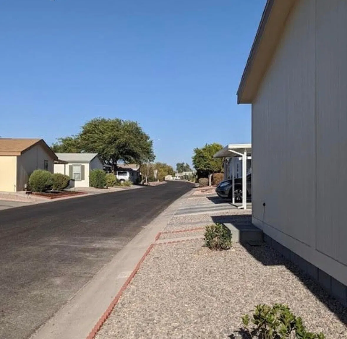 4 bed, 1600 sqft, $2,100 — Photo 3