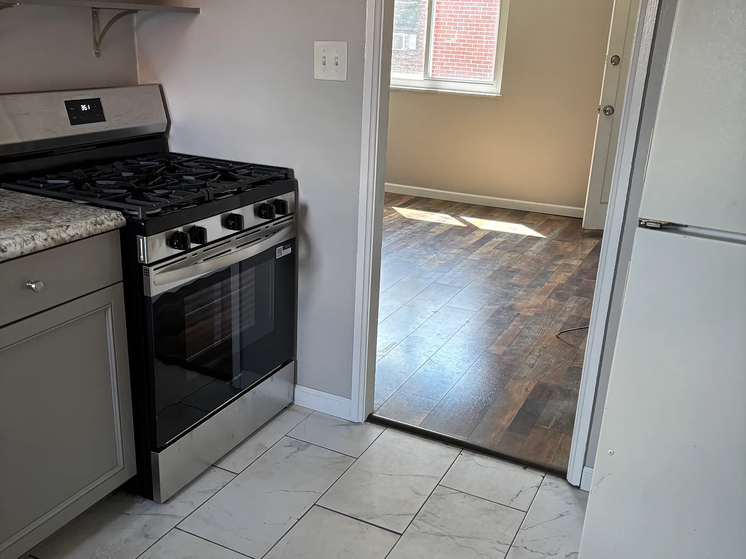 6801 Walnut St — Photo 4