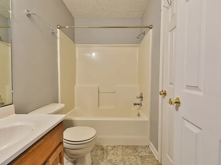 579 Baker Rd — Photo 7